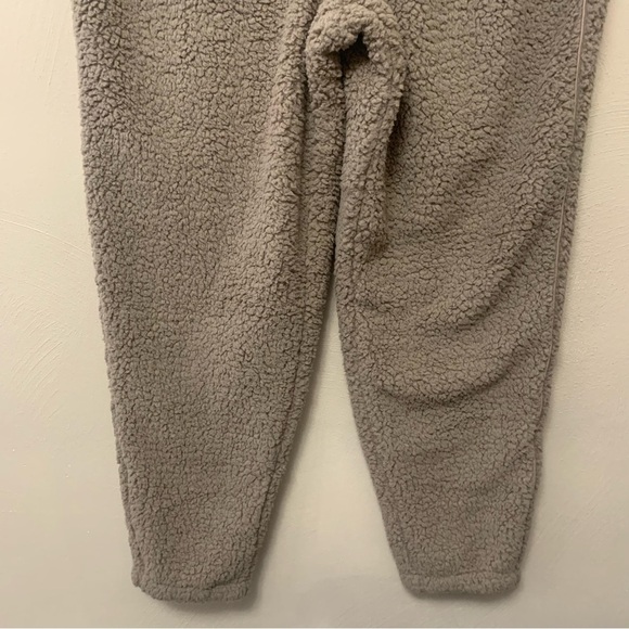 Skims Womens Teddy High Pile Fleece Joggers Desert Tan Brown Size Large NWT Nee - Picture 5 of 13